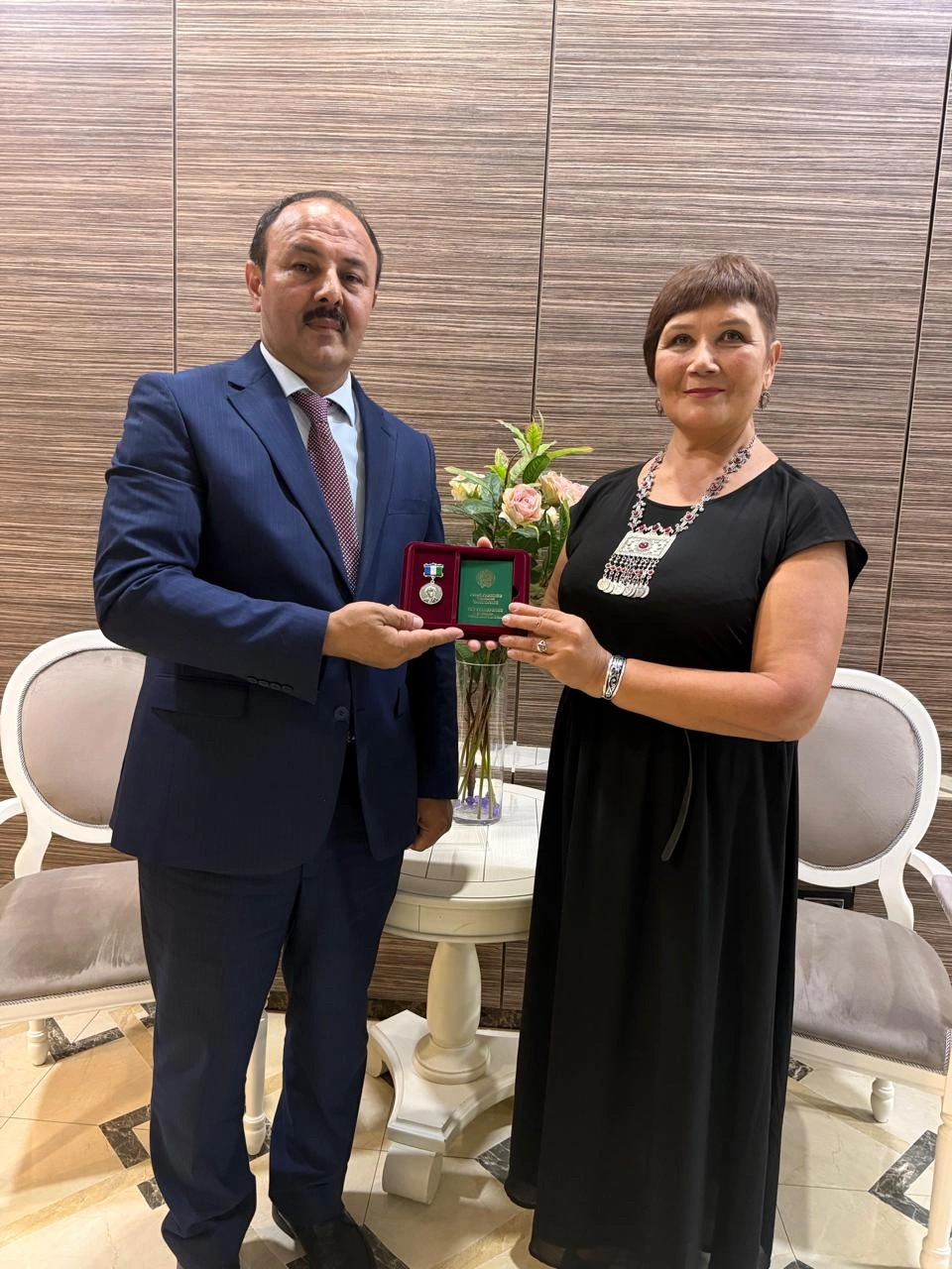 Əkbər Qoşalı Başqırdıstan Yazıçılar Birliyinin ən yüksək medalı ilə təltif olundu - FOTO