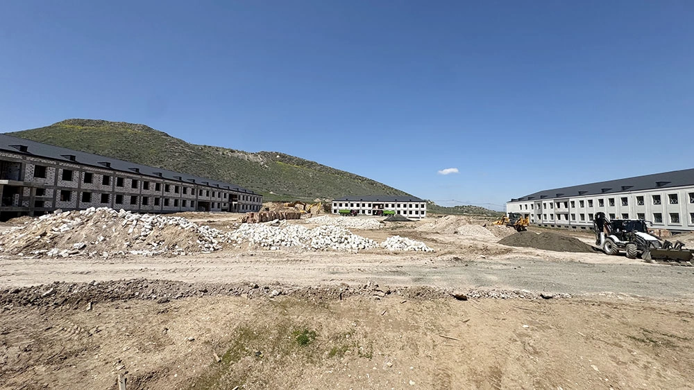 Zakir Həsənov azad edilmiş ərazilərdə yeni hərbi obyektlərlə tanış oldu - FOTO