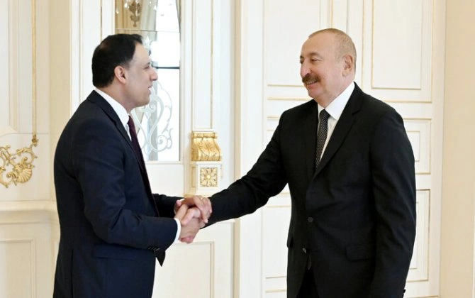 İlham Əliyev Böyük Britaniyanın ticarət üzrə dövlət nazirini qəbul etdi - FOTOLAR - YENİLƏNİB