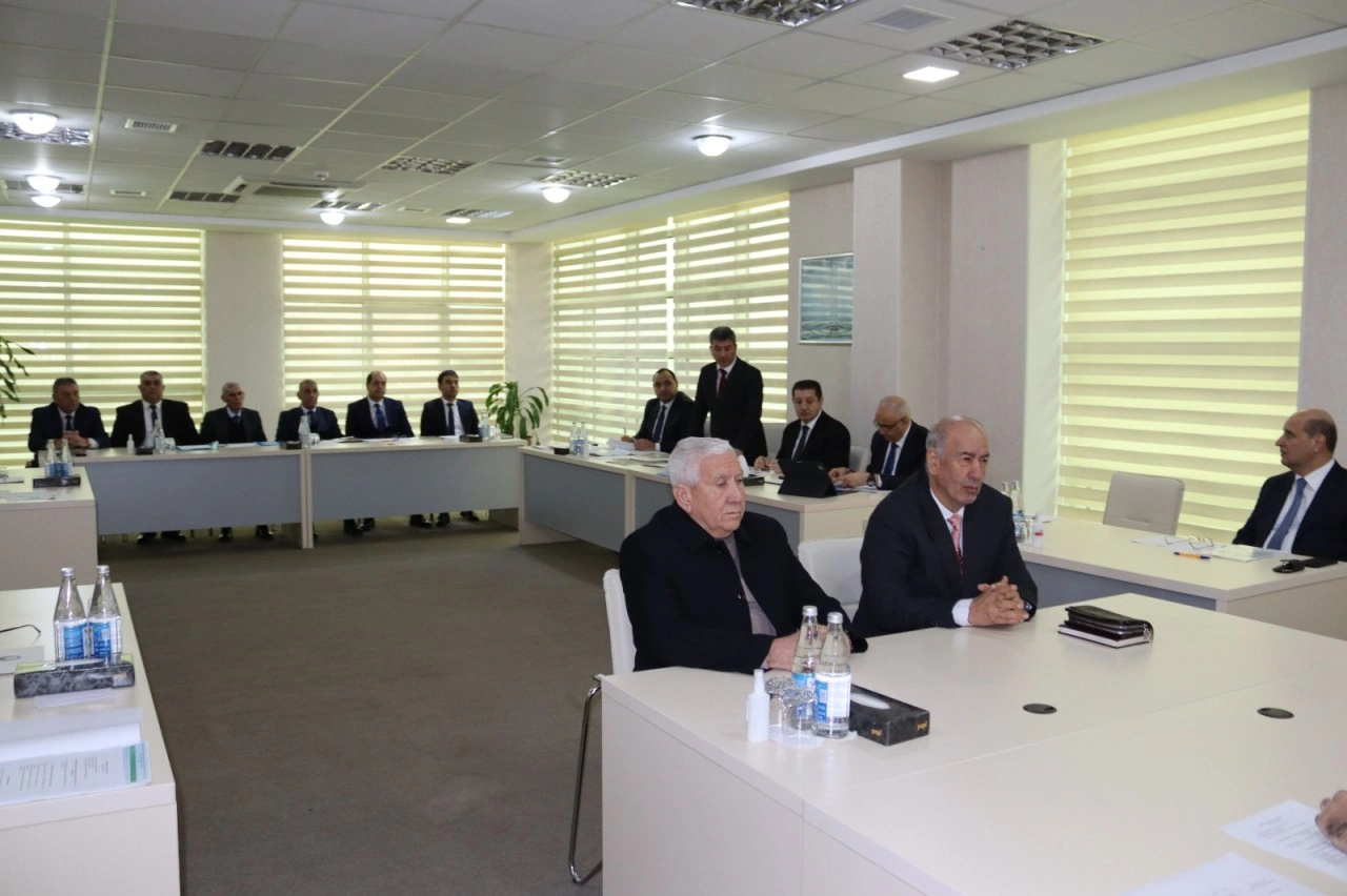 Agentlik sədri vətəndaşların müraciətlərini dinləyib - FOTOLAR