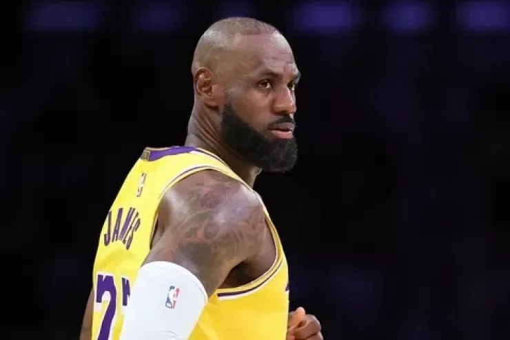 LeBron Ceyms "Leykers"dən gedir