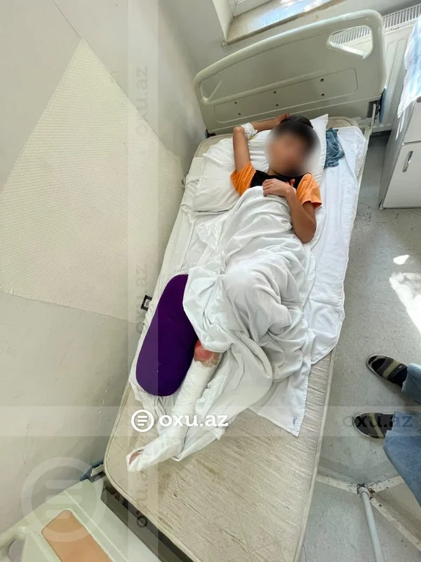 Bakıda VAZ-2107 11 yaşlı uşağı vurub qaçdı, polis yaxaladı - FOTO