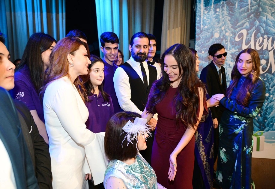 Leyla və Alena Əliyevalar DOST İnklüziv İnkişaf və Yaradıcılıq Mərkəzini ziyarət ediblər - FOTOLAR