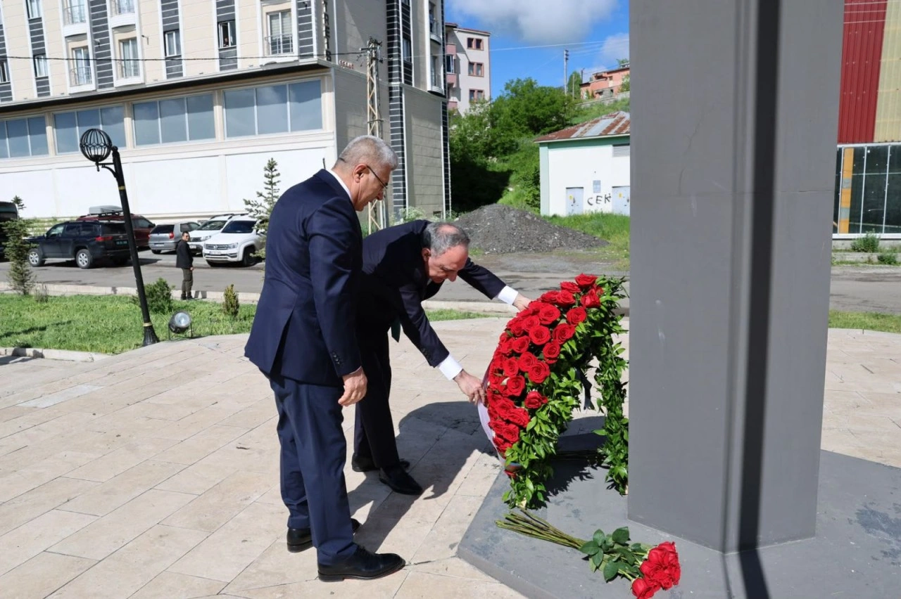 Kamran Əliyev Qarsda rəsmi səfərdə olub - FOTOLAR
