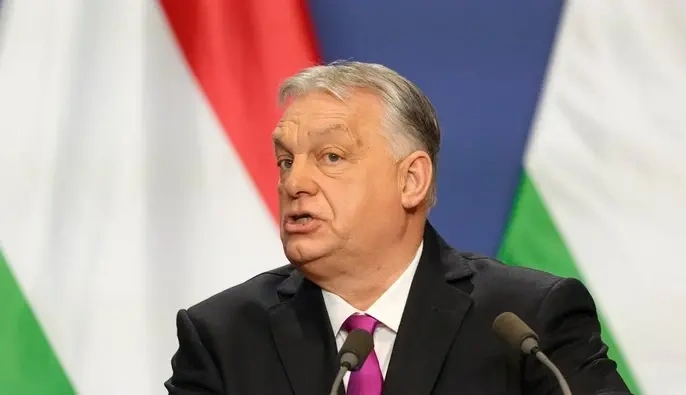 "Rus aslanı üçün siçan olmağa hazıram" - Viktor Orban