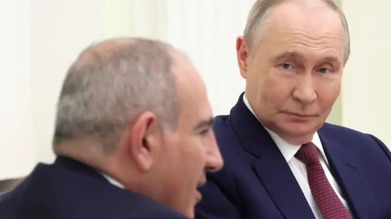 "Putin Paşinyana niyə təzyiq edir?" - BBC