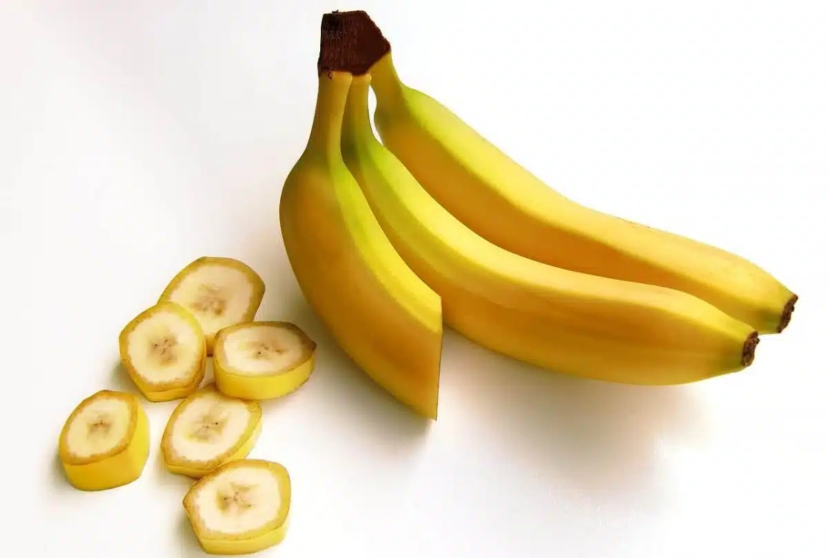 Hər gün banan yemək təhlükəlidirmi? Mütəxəssislər 5 məqama diqqət çəkdi