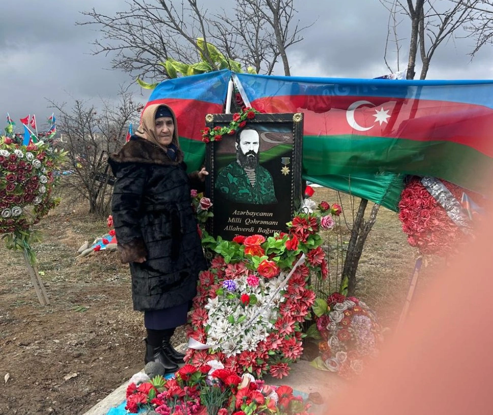 “Atamla qardaşlarımın başını kəsdilər, bizi diri-diri yandırmaq istəyirdilər, amma...” - FOTOLAR