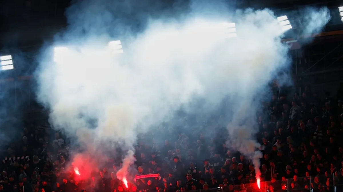 "Qarabağ"ın rəqibinin prezidenti klubun azarkeşlərinə qəzəblənib