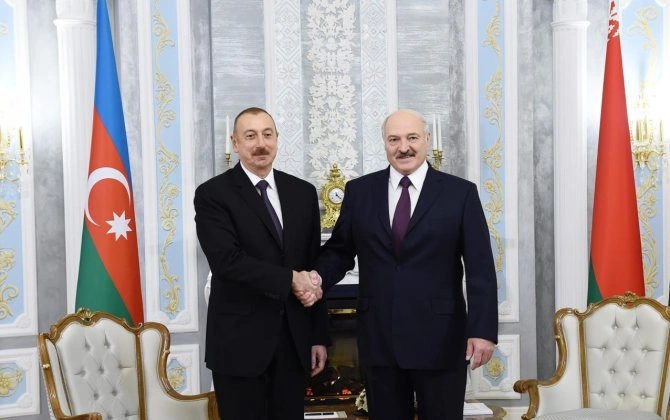 İlham Əliyev Lukaşenkonu təbrik etdi