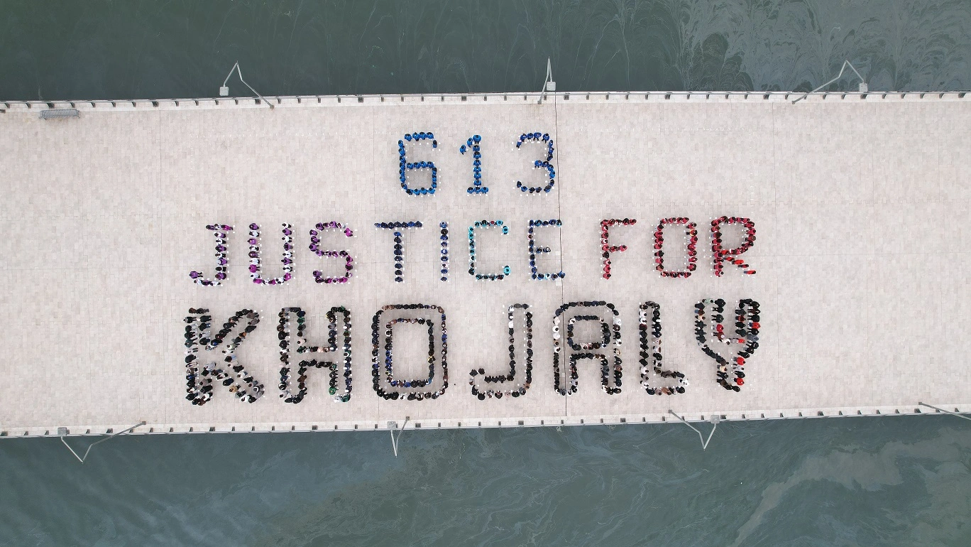 Azərbaycan könüllülərinin iştirakı ilə  “613 Justice for Khojaly” fləşmobu keçirilib - FOTO