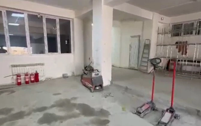 Bakıda yaşayış binasının anbarında yanğın təhlükəsi aradan qaldırıldı - VİDEO