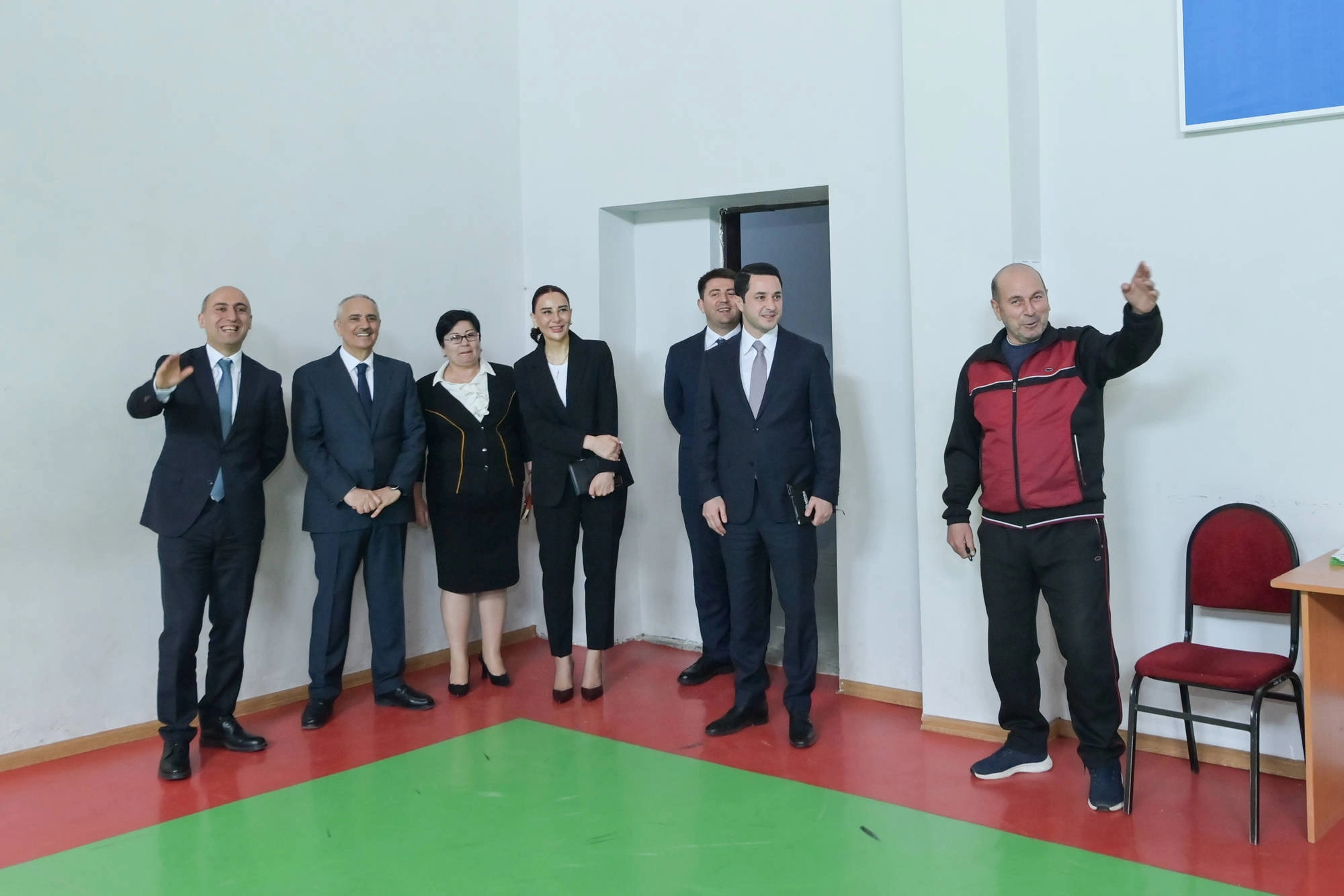 Nazir Qusarda məktəbdə tədris prosesi ilə tanış olub - FOTO