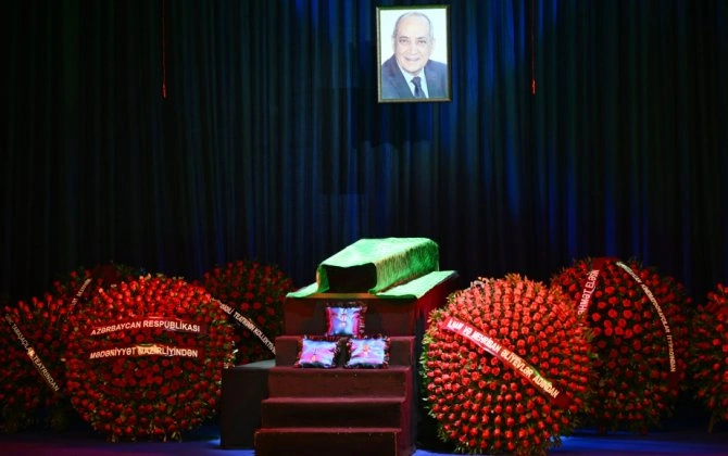 Rasim Balayevlə vida mərasimi başa çatdı - FOTO/VİDEO