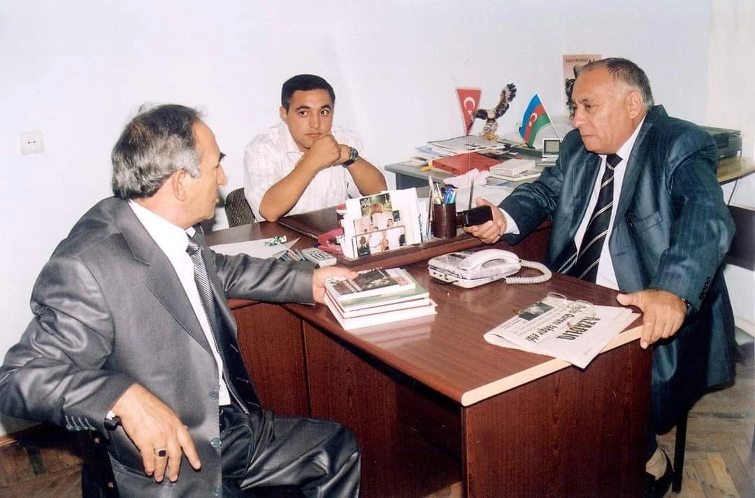 40 ildir dərd qovuran şair: “O uşaq məni odsuz, ocaqsız yandırdı”