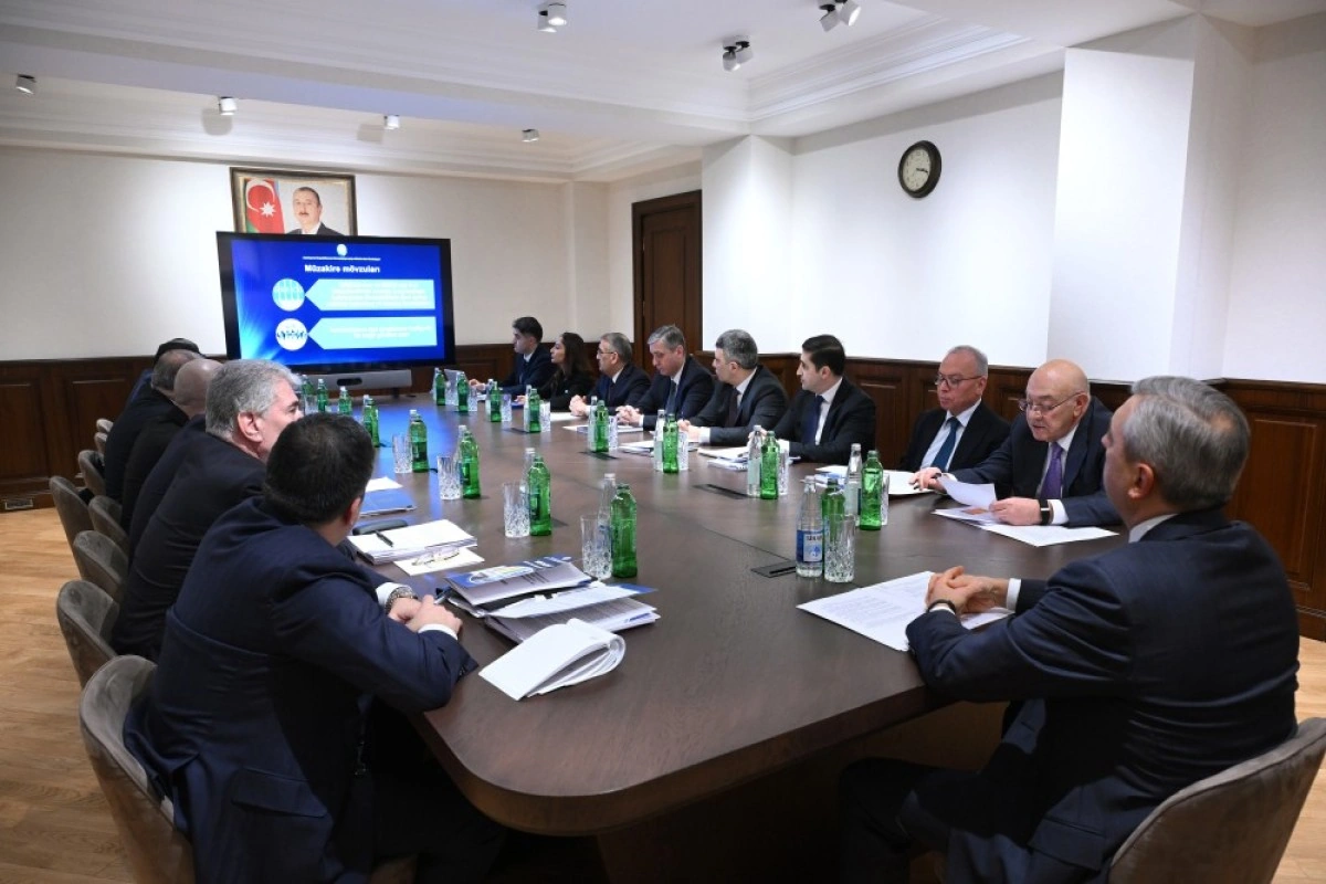 Korrupsiyaya qarşı mübarizə üzrə Komissiyasının iclası keçirilib - FOTO