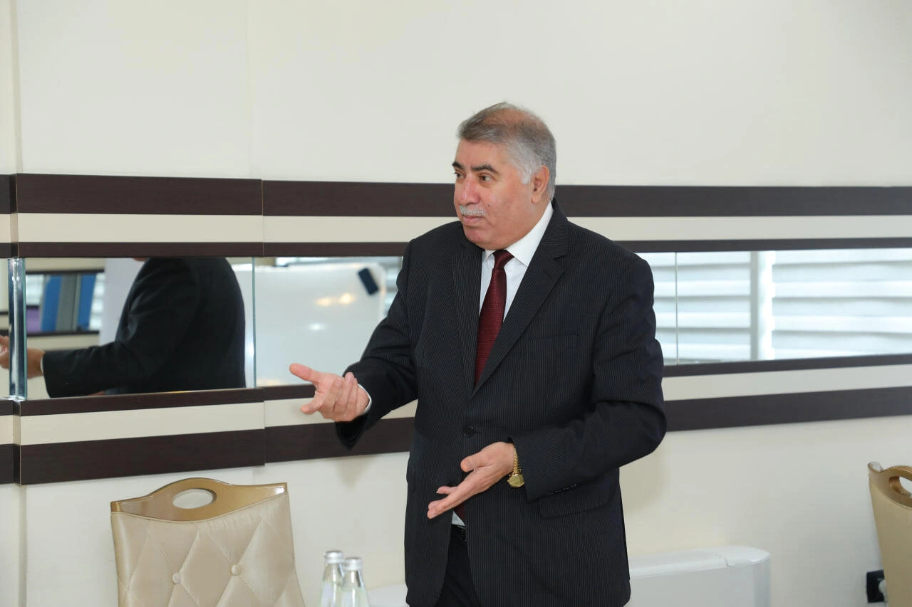 “Mediada Azərbaycan dili” mövzusunda ilk təlimlər keçirildi - FOTO
