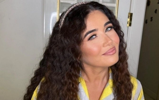 Elnarə Xəlilova buna görə toylara getmir
