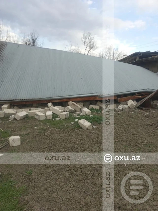 Zəlzələ Şamaxı və Ağsuda evlərə ciddi ziyan vurdu: Dağıntılar var