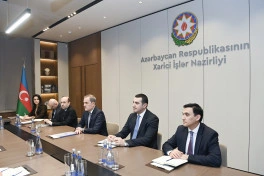 Ceyhun Bayramov Aİ rəsmisi ilə Ermənistanla normallaşma prosesini müzakirə edib - FOTO