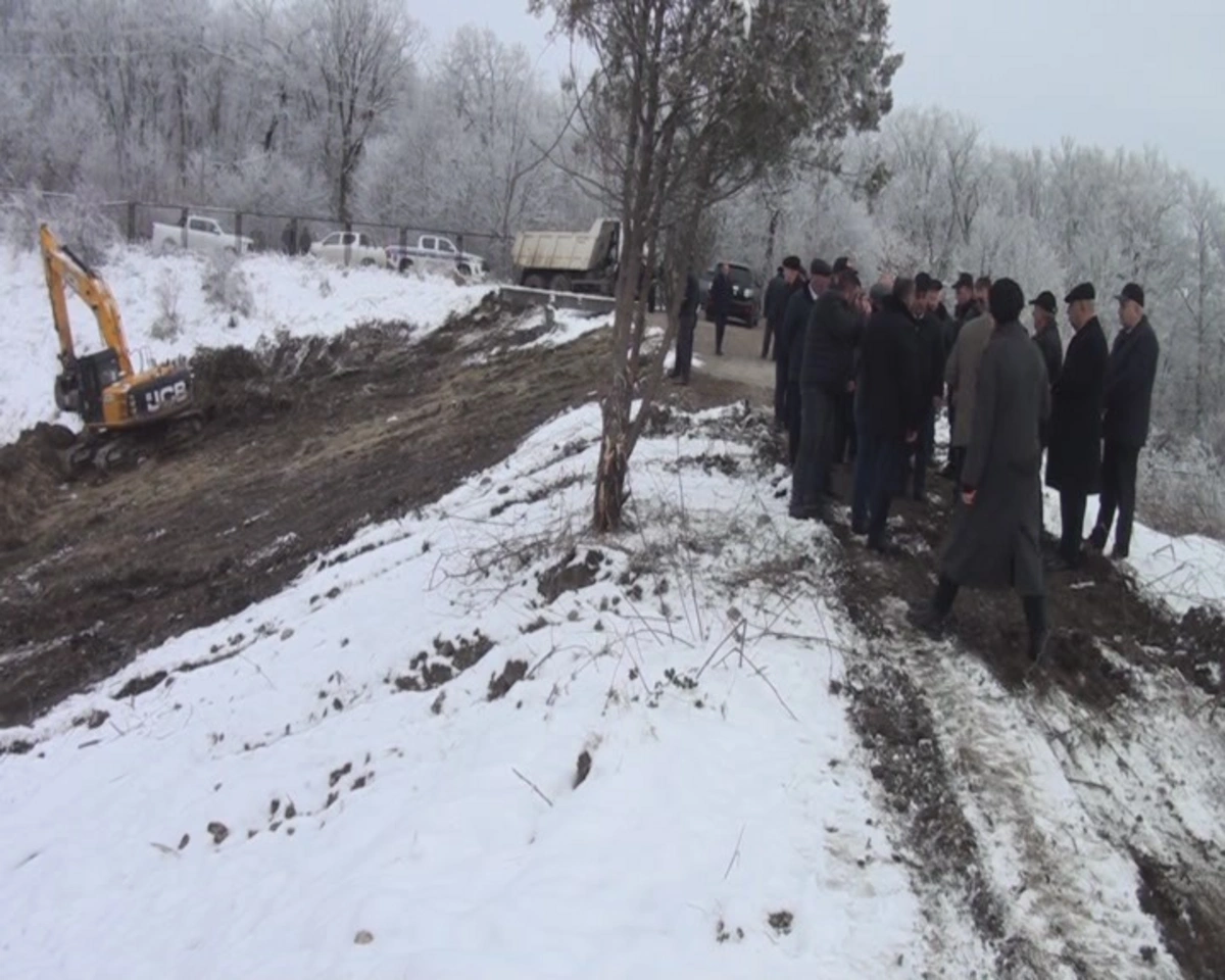 Qusarda "Bənövşə gölü" su anbarında yenidənqurma işlərinə başlanılıb - FOTO