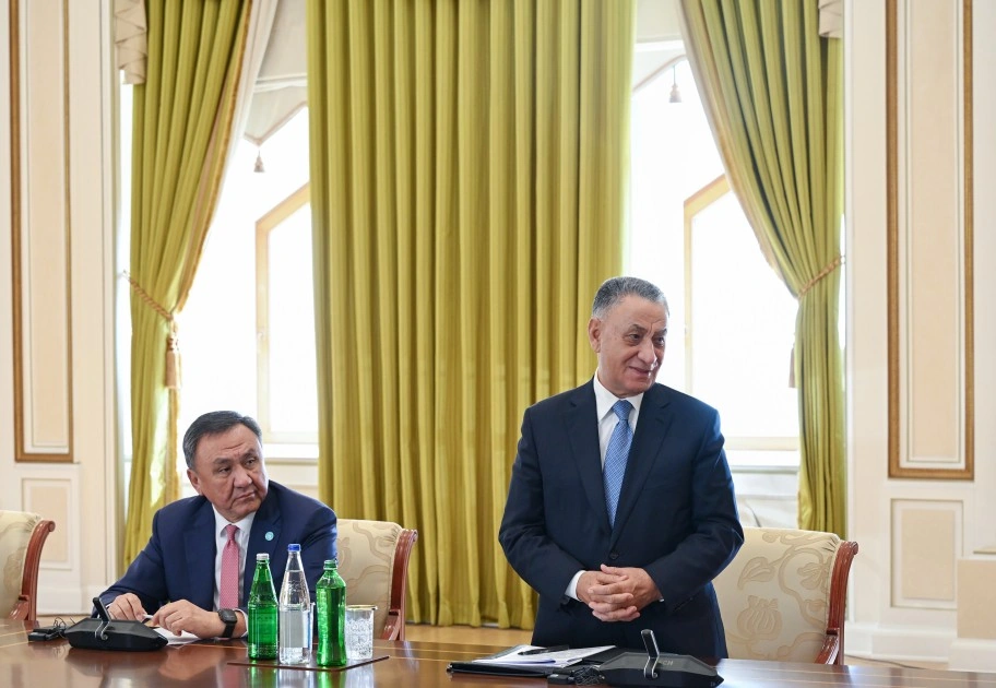İlham Əliyev TDT ölkələrinin təhlükəsizlik üzrə rəhbər şəxslərini qəbul etdi - FOTOLAR
