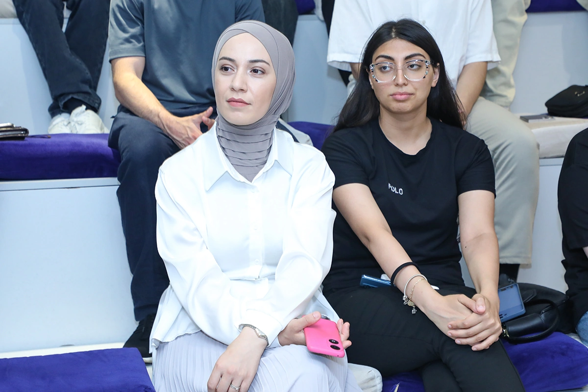 Silikon Vadisinin azərbaycanlı investoru Bakıda startaplara seminar keçdi - FOTO