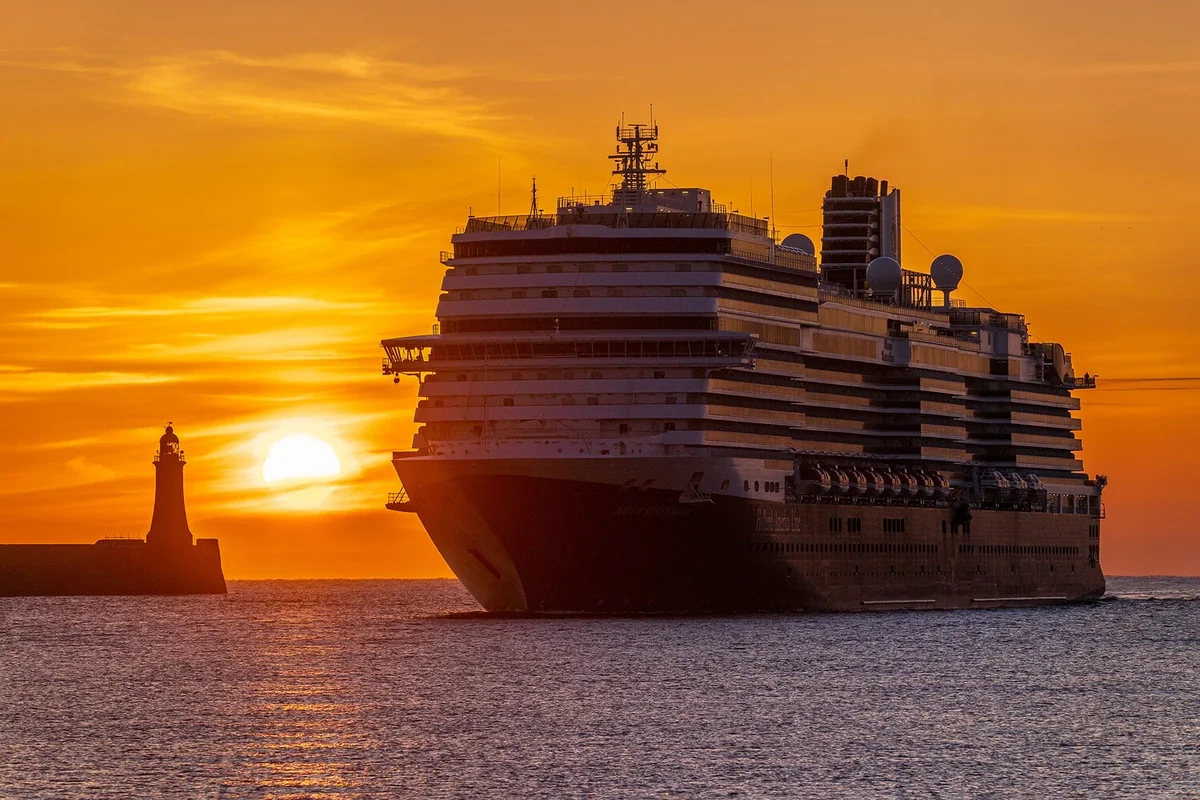 "Ruby Princess" kruiz gəmisində kütləvi norovirusa yoluxma halı qeydə alınıb