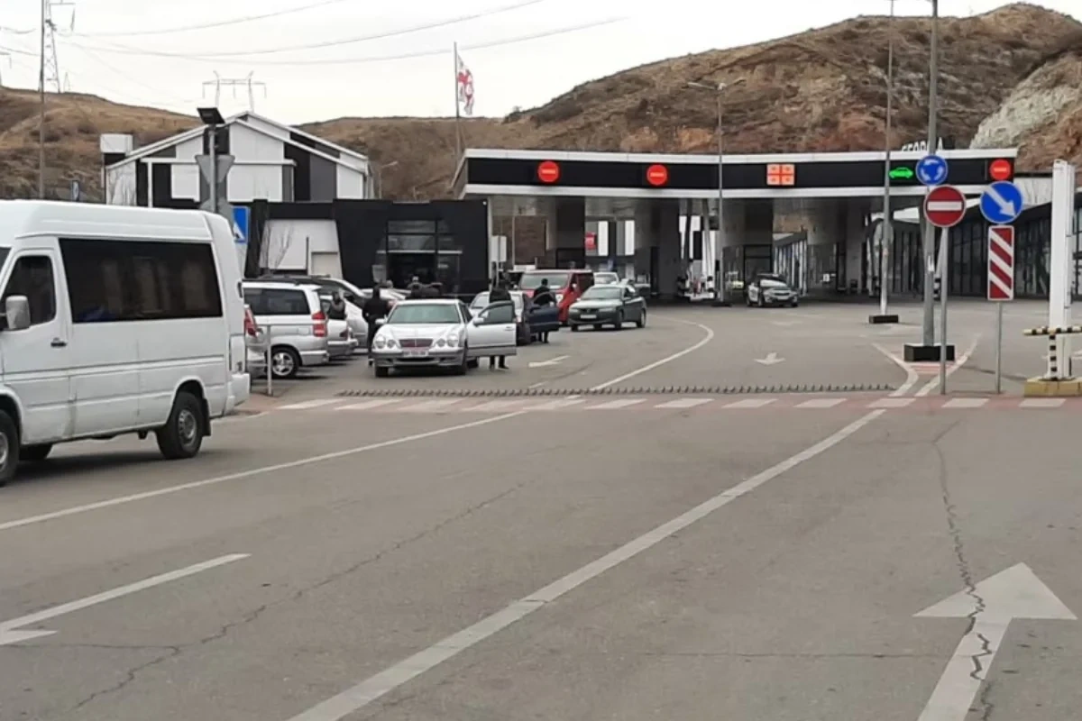 Azərbaycandan Gürcüstana kiloqramlarla qiymətli metal keçirmək istədi - FOTO
