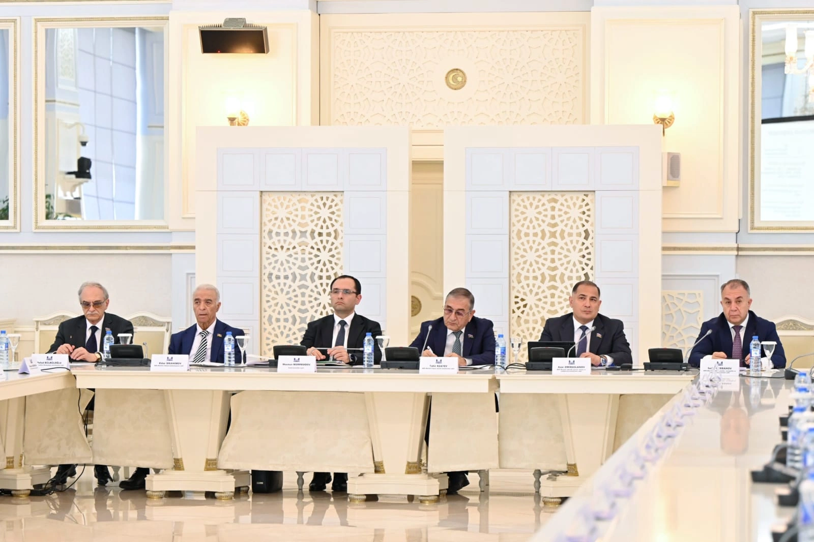 Parlamentdə kənd təsərrüfatının inkişafına dair ictimai dinləmə keçirilib