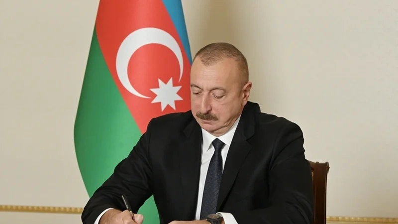 Prezident Hindistandakı səfiri geri çağırdı - Yeni təyinat