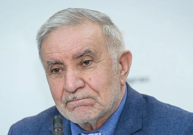 Servissiz qalan Çin avtomobilləri - FOTO