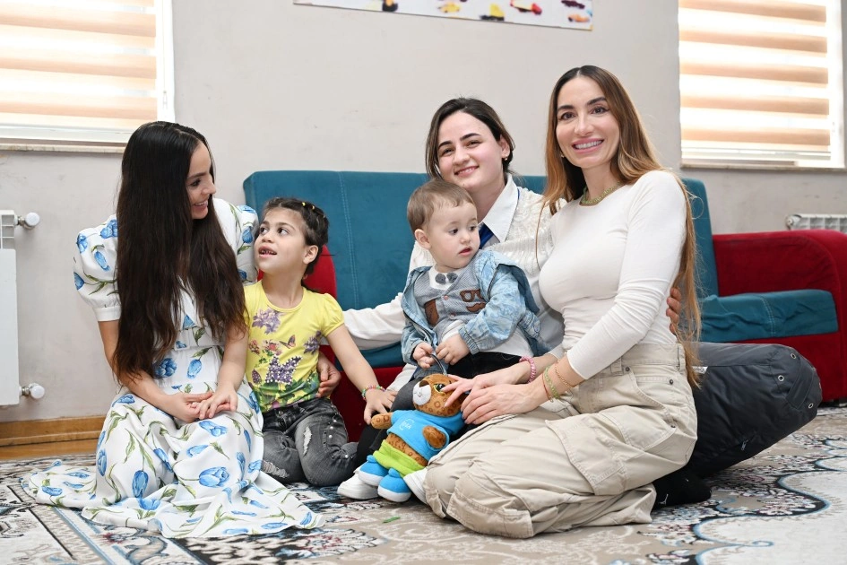 Leyla və Arzu Əliyevalar Şəkidə uşaq evi sosial xidmət müəssisəsində - FOTOLAR