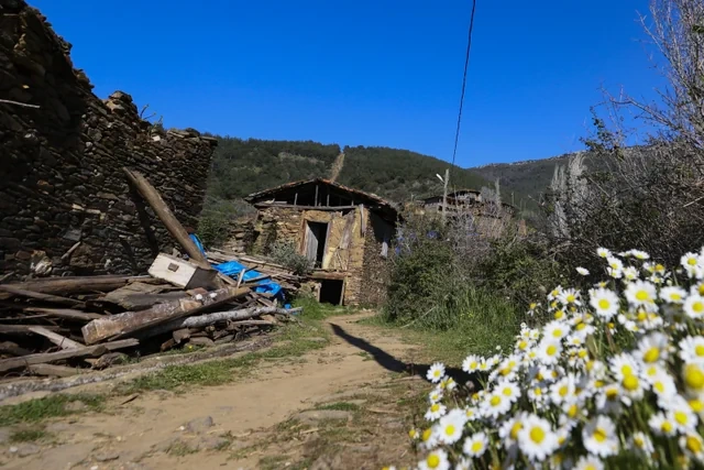 Türkiyədə "ruhlar kəndi" turistlərin ziyarətinə açılacaq - FOTO