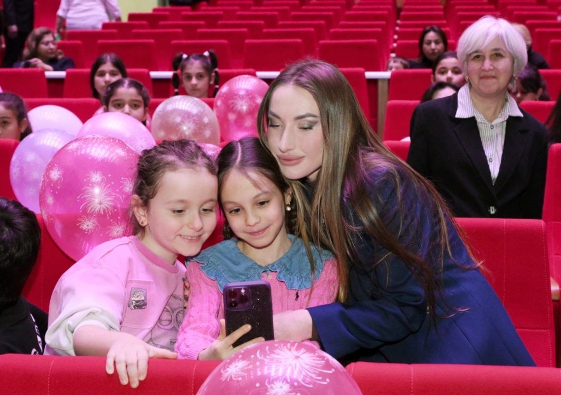 Gəncə Dövlət Dram Teatrında "İsi və Piti" animasiya serialının premyerası olub - FOTO