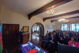 Azərbaycan Ekvadorla diplomatik və xidməti pasport sahiblərini vizadan qarşılıqlı azad edir - FOTO