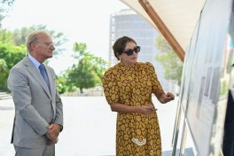İlham Əliyev Naxçıvanda Möminə xatun türbəsində aparılan bərpa işləri ilə tanış olub - FOTO
