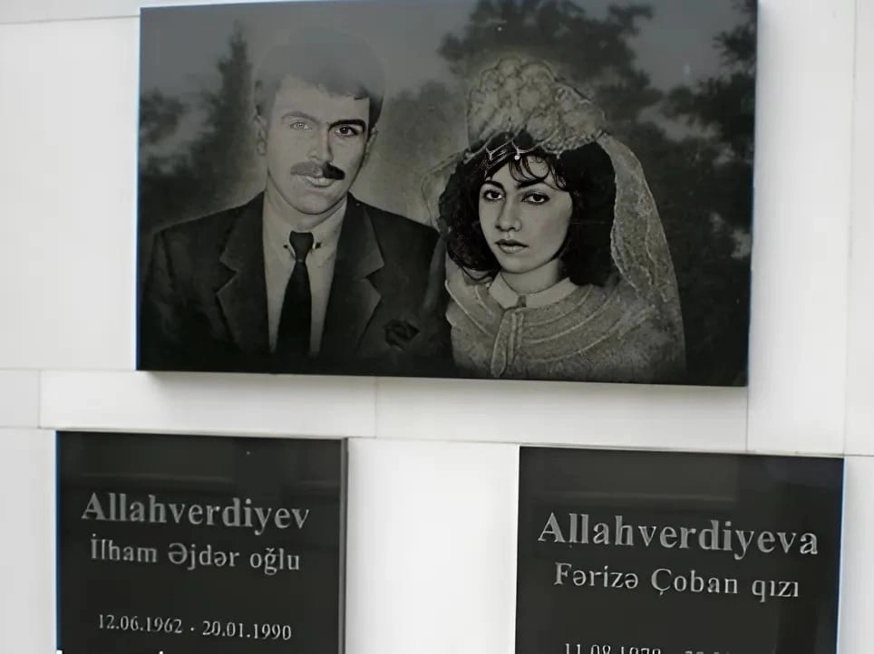 “İlhamdan sonra özünü öldürmək istəyirdi, intihar edəndə bətnində körpəsi var idi” - Fərizənin qardaşı