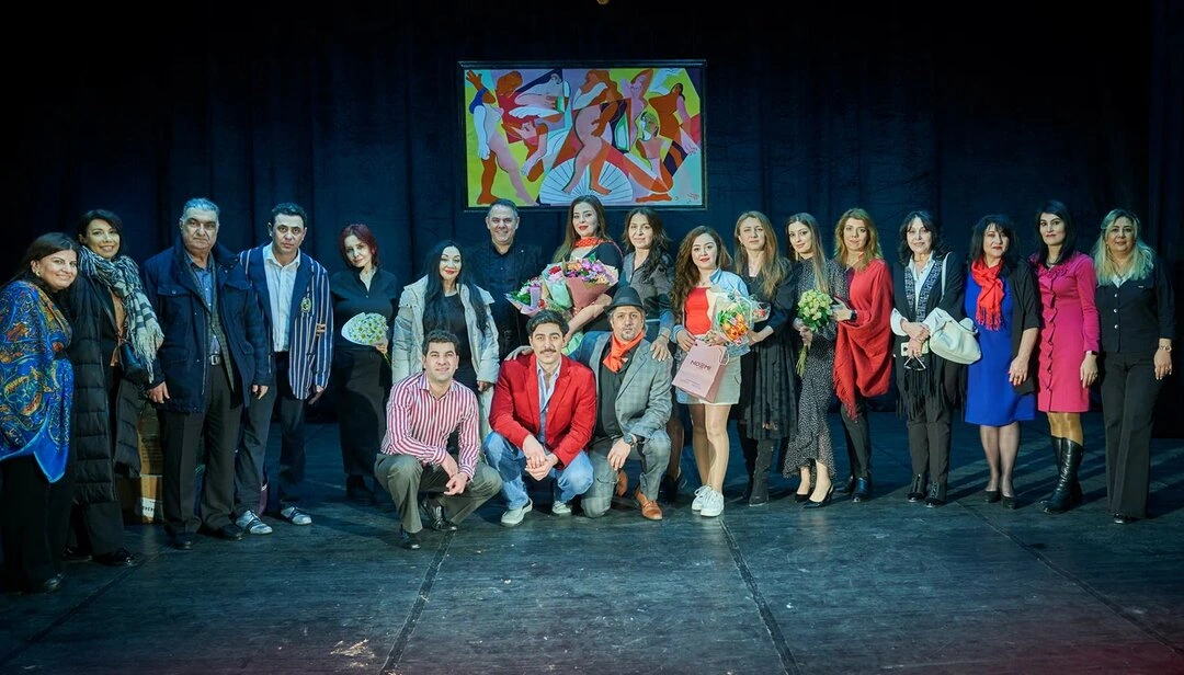 “Universiteti bitirən gənclər teatrlarda iş tapmır, məni bu sənətə anam yönəldib” - FOTO+ÖZƏL