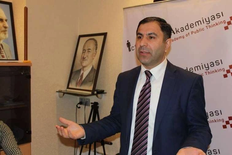 İran ayətullahı “anti-Azərbaycan xoru”nda