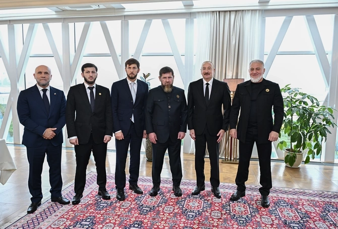 Prezident İlham Əliyev və Rusiyanın Çeçenistan Respublikasının başçısı birgə nahar ediblər
