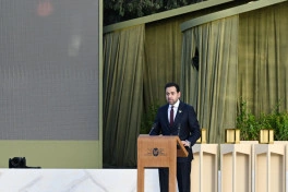 Əbu-Dabidə Prezident İlham Əliyevə "Zayed İnsan Qardaşlığı Mükafatı"ı təqdim olunub - YENİLƏNİB - FOTO