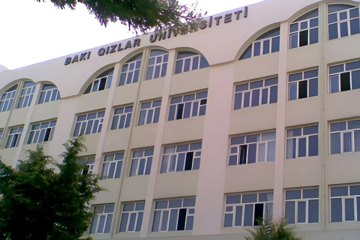Bakı Qızlar Universitetinin bütün tələbələri köçürüldülər