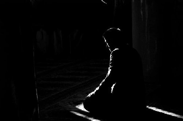 "İnsan namaz qılmaqla Allahın verdiyi 24 saatın cəmi 1 saatını şükür əlaməti olaraq Ona həsr edir..."