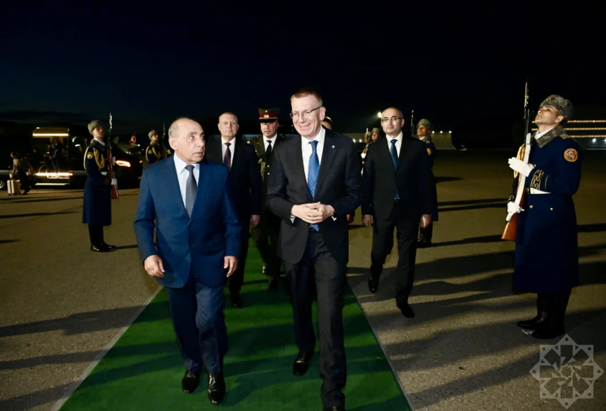 Latviya Prezidenti Edqars Rinkeviçs Azərbaycana rəsmi səfərə gəlib - FOTO