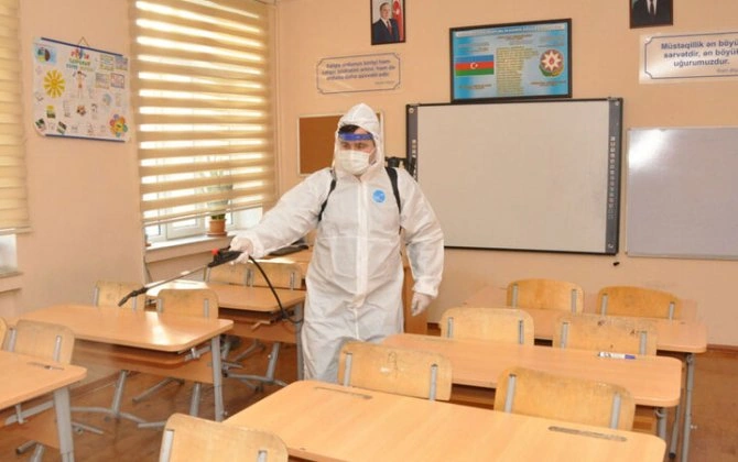 Bakı məktəblərində sanitar-gigiyenik və dezinfeksiya işləri həyata keçirilir - FOTO