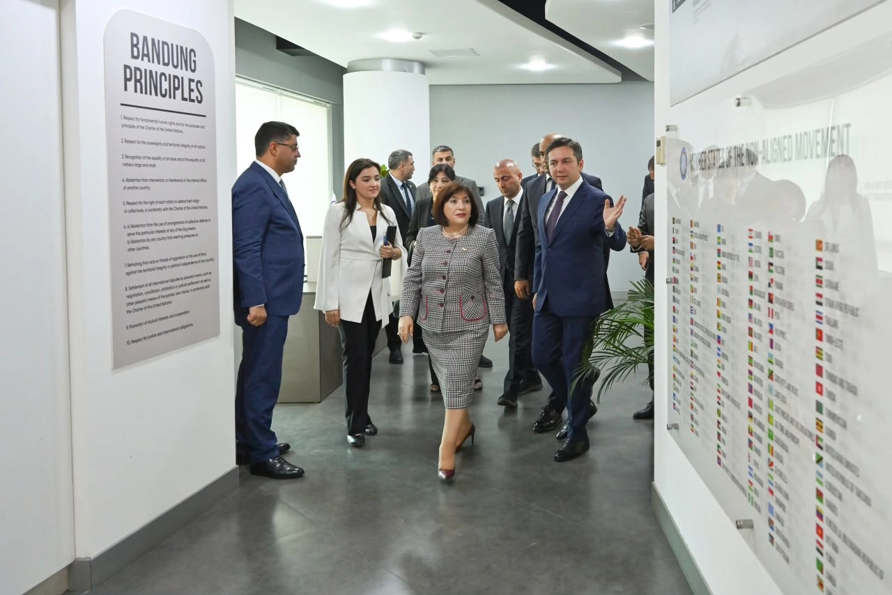 Sahibə Qafarova Qoşulmama Hərəkatının Gənclər Təşkilatının Baş Qərargahında çıxış edib - FOTO