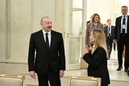 Prezident İlham Əliyevin adından İtaliya Nazirlər Şurasının sədrinin şərəfinə işçi şam yeməyi verilib - FOTO