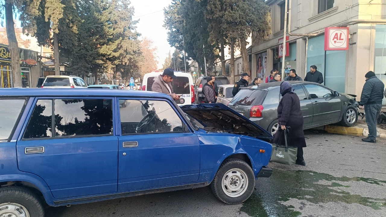Tovuzda ağır yol qəzası-Xəsarət alan var - FOTOLAR