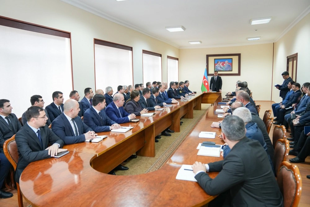 Prezidentin nümayəndəsi Naxçıvanın yeni Baş nazirini kollektivə təqdim etdi - FOTOLAR